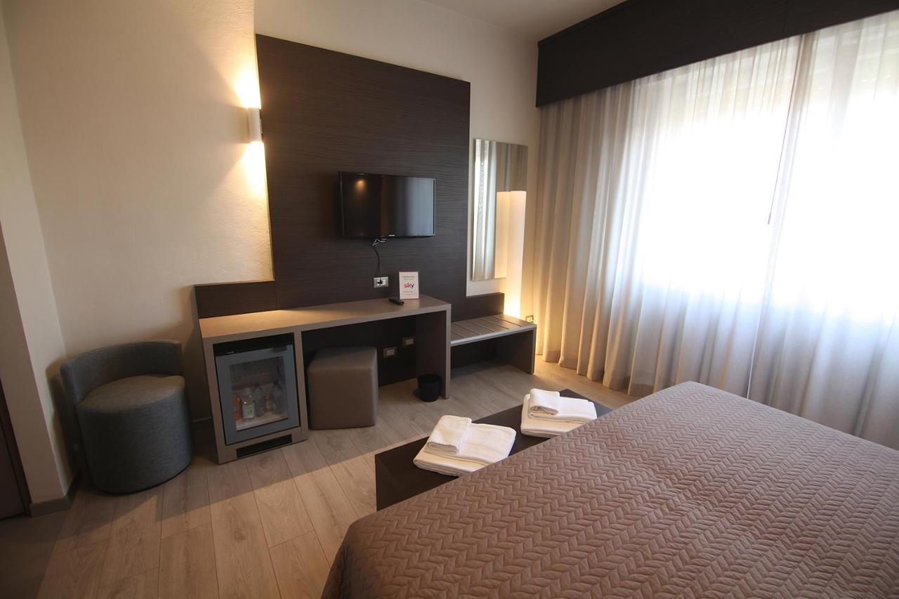 Hotel Santin Pordenone Esterno foto