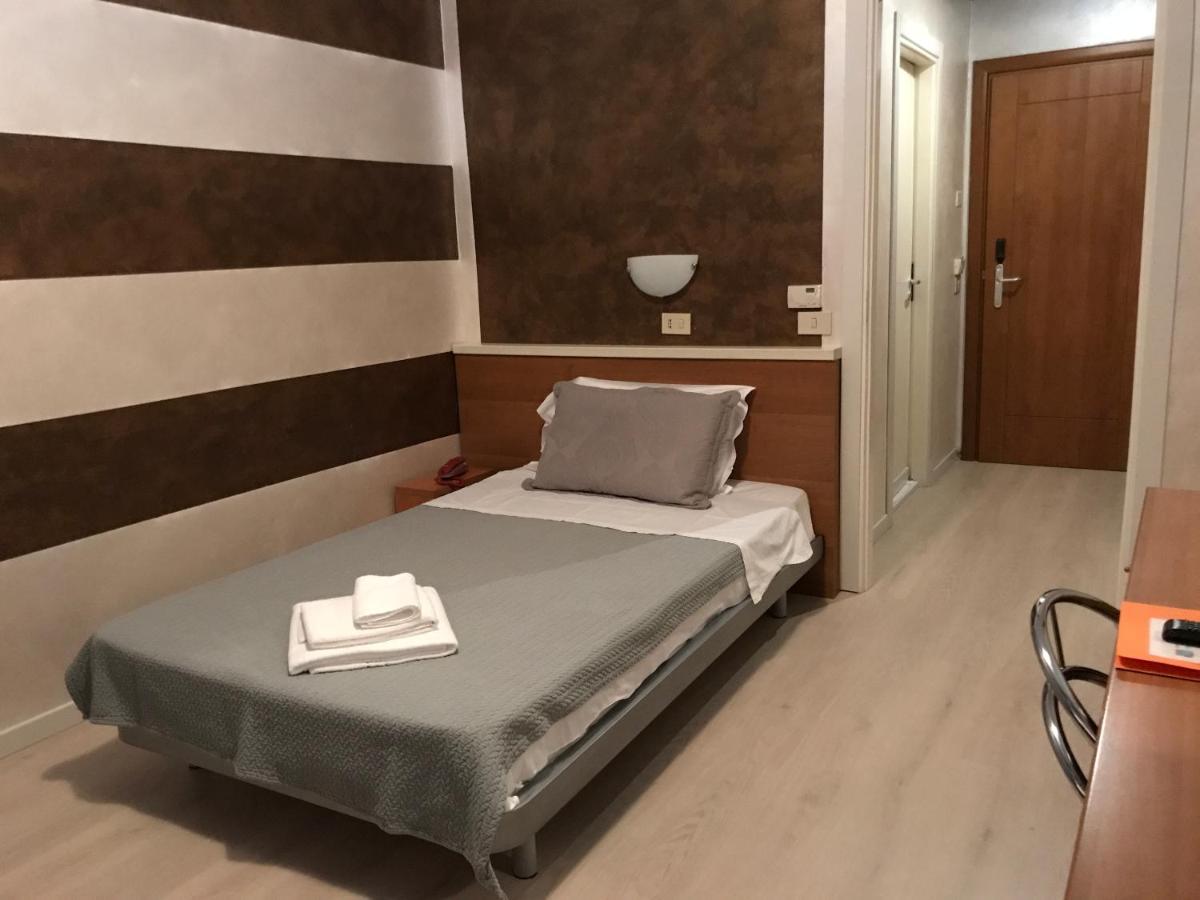 Hotel Santin Pordenone Esterno foto