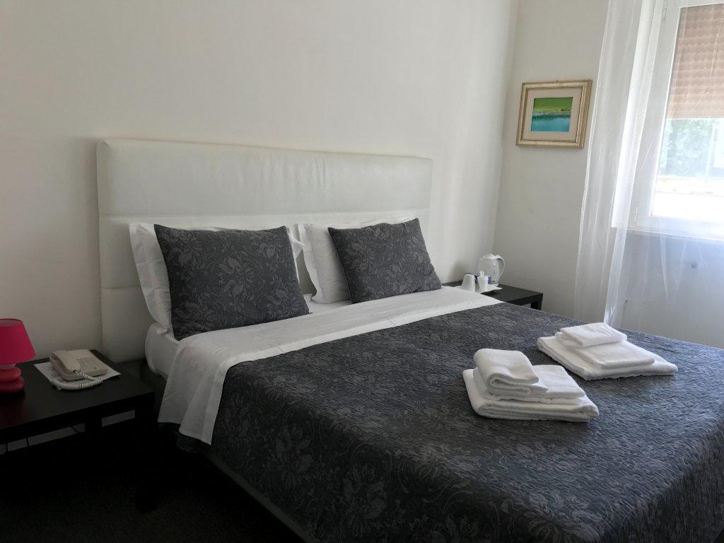 Hotel Santin Pordenone Esterno foto